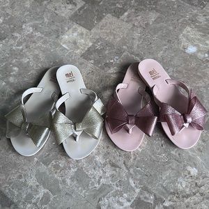 Mel by Melissa Harmonic Bow Sandal girls size 13 (2 pair)